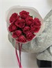 Малиновые розы Кения 40см в пленке (11шт) 505 в Твери