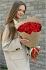 Красные розы 40см в крафтовой упаковке (21шт) 530 в Твери